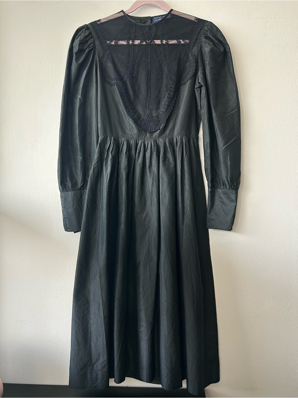 Kathryn Conover Vintage Black Taffeta Puff Sleeve Lace Dress Edwardian Witchy